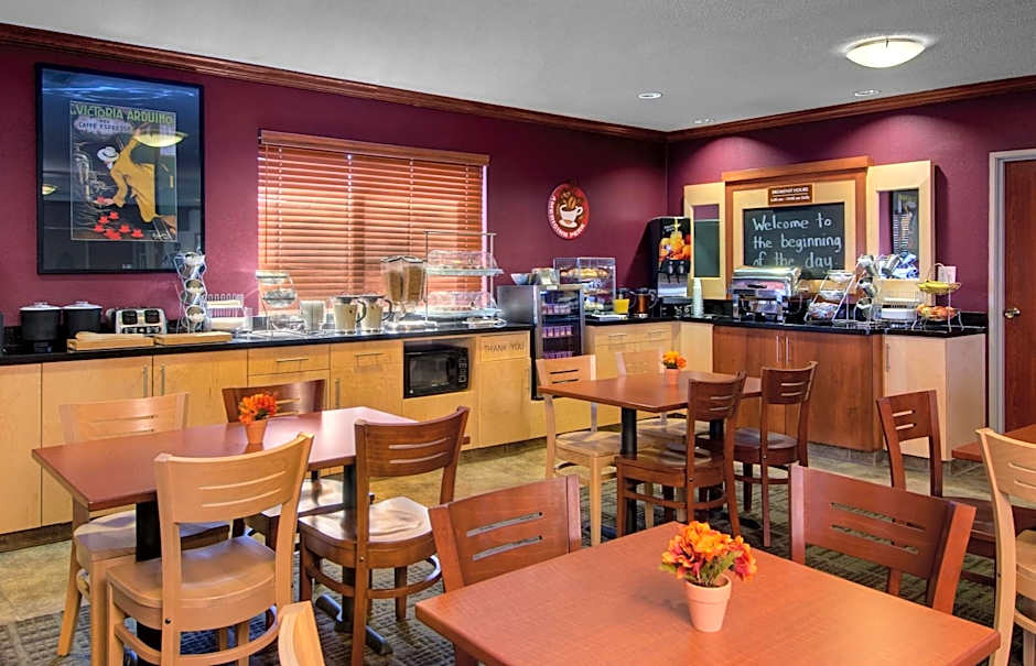 Baymont by Wyndham Denver West/Federal Center
