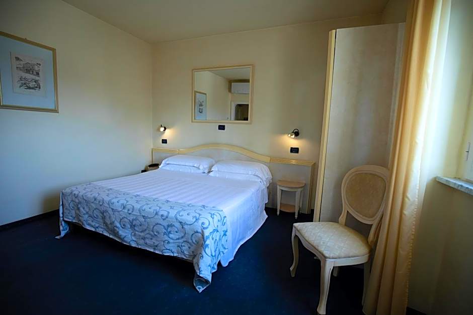 Hotel London