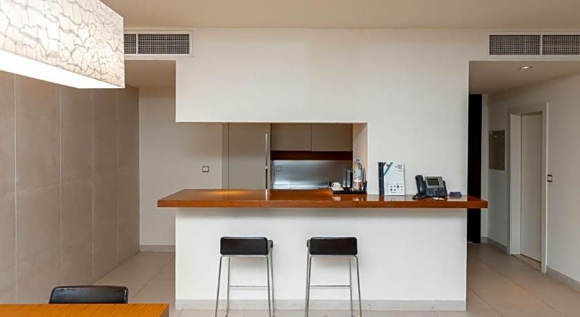 The Radisson Blu Residence, Dubai Marina