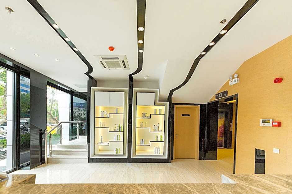 Lavande Hotel Weihai Weigao Plaza