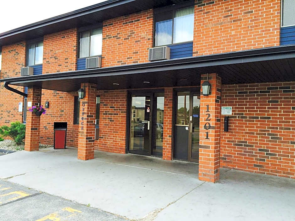 Motel 6-Oak Creek, WI