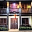 Ancient Luang Prabang Hotel (Ban Phonheuang)