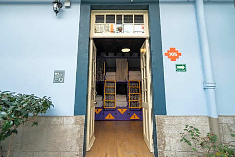 Bed in 12-Mixed Dormitory Room