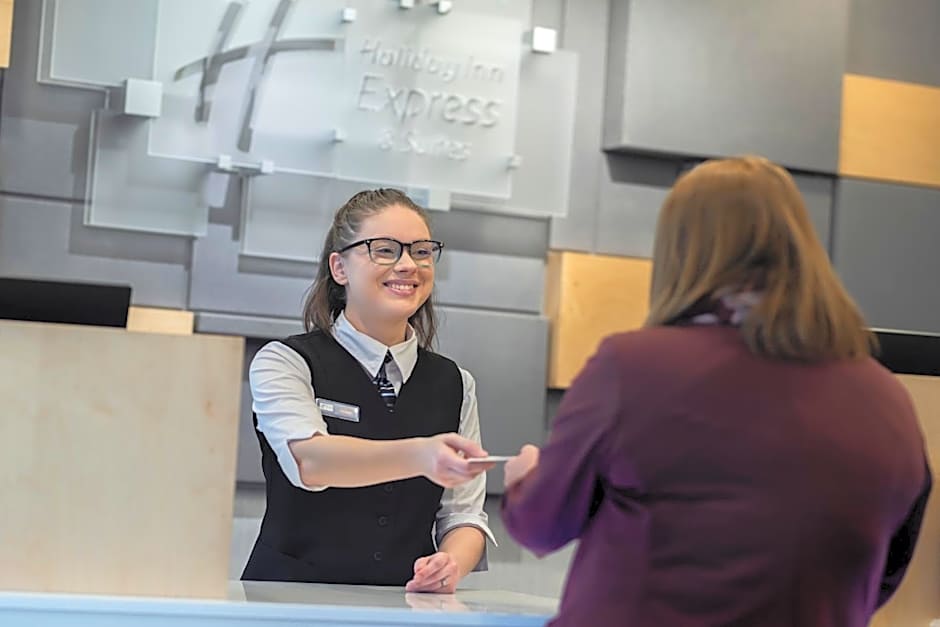 Holiday Inn Express and Suites Moncton North By IHG