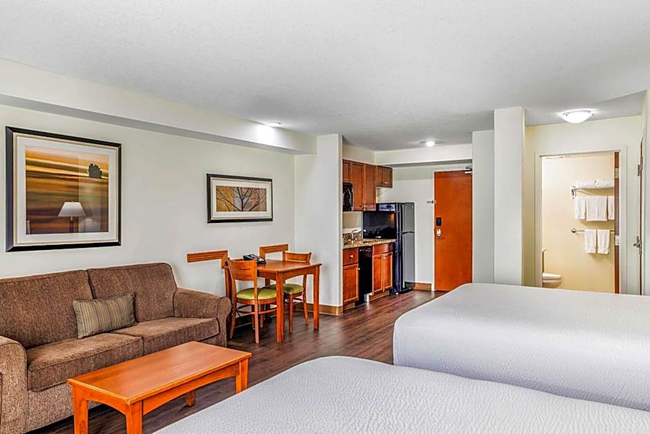 Days Inn & Suites by Wyndham Sherwood Park Edmonton