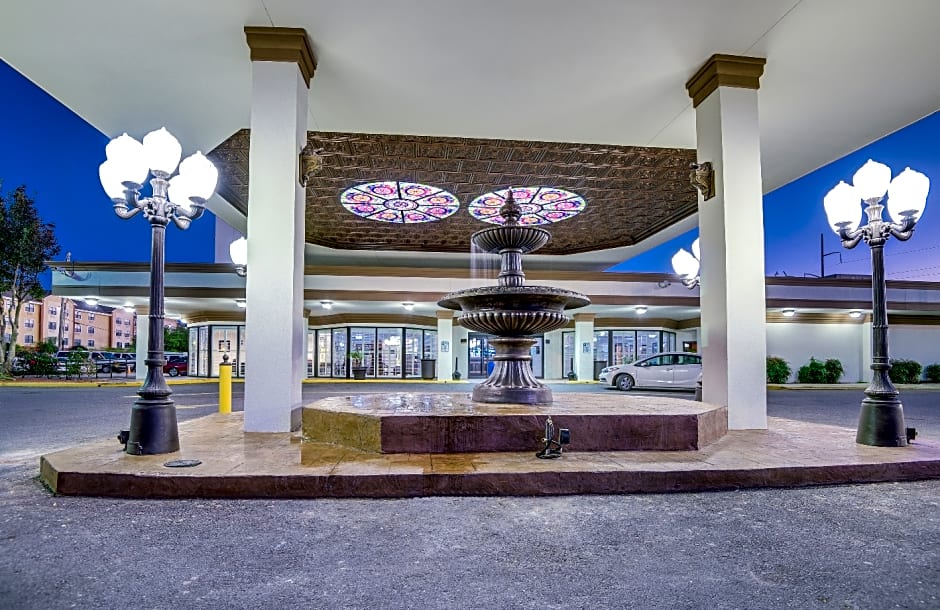 Ramada Metairie New Orleans Airport