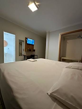 Luxury Triple Room