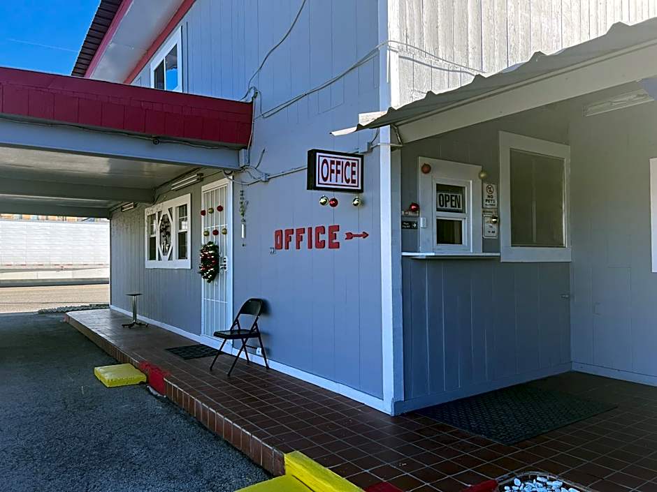 Budget Inn