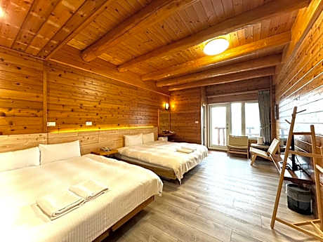 Deluxe Fourth Non Smoking