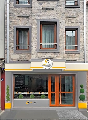 Set Ozer Hotel