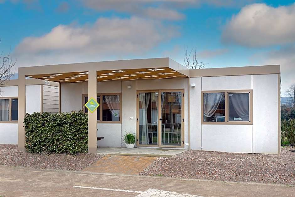 hu Venezia Camping in Town