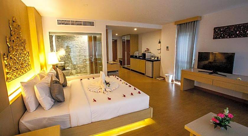 Phi Phi Harbour View Hotel (SHA Extra Plus)