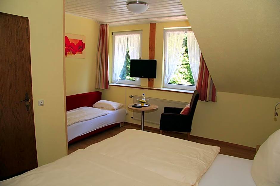 Waldhotel Albachmühle mit Albacher Stuben