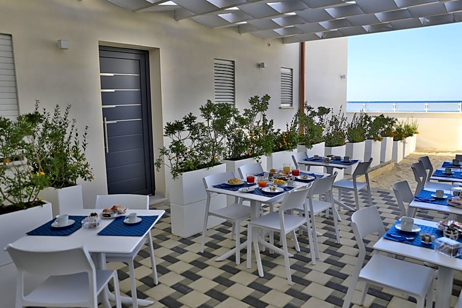 Baia Azzurra B&B