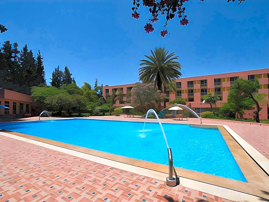 Chems Hotel