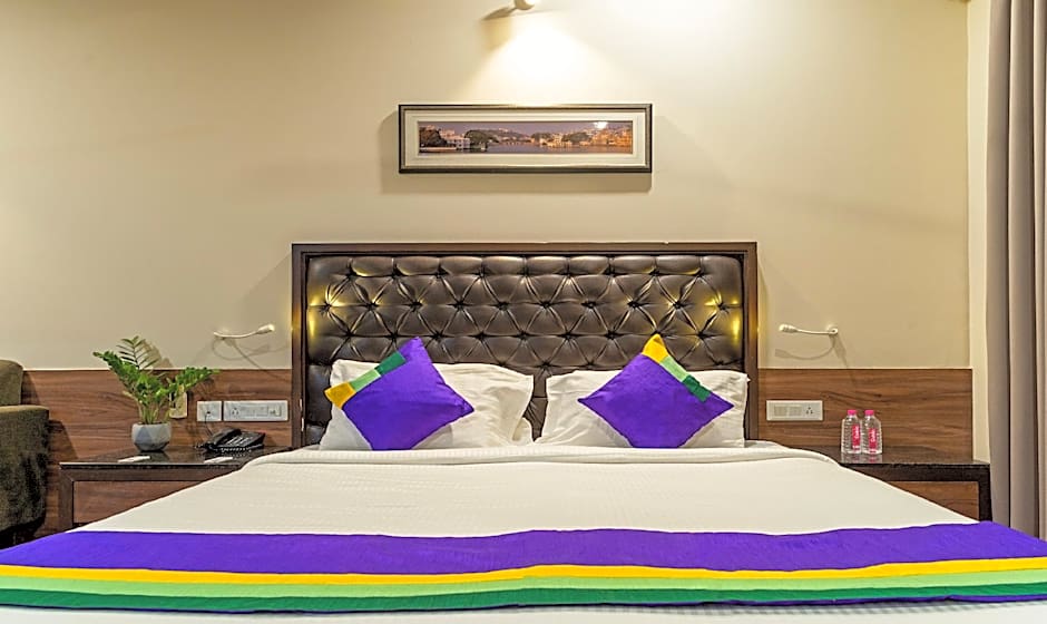 Treebo Premium Baramasi By Jai Club Prime