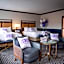 Hilton Orrington / Evanston