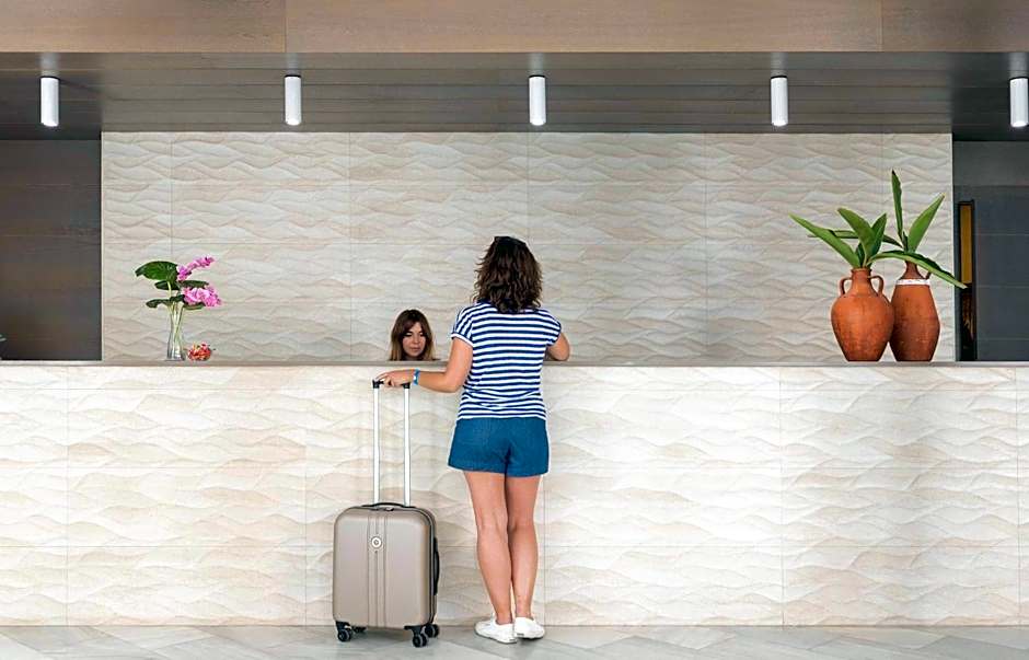 Hotel Palia La Roca