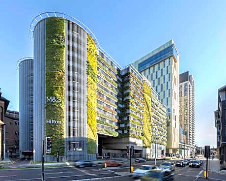 Hilton Woking