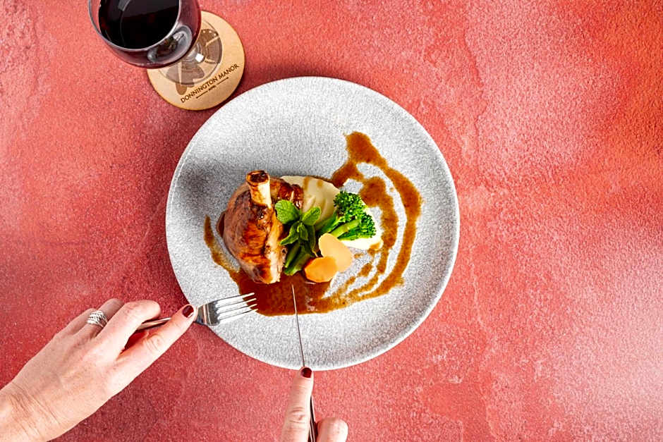 Donnington Manor Hotel