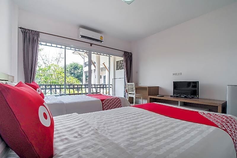 Super OYO 662 Malee Bunga Hotel