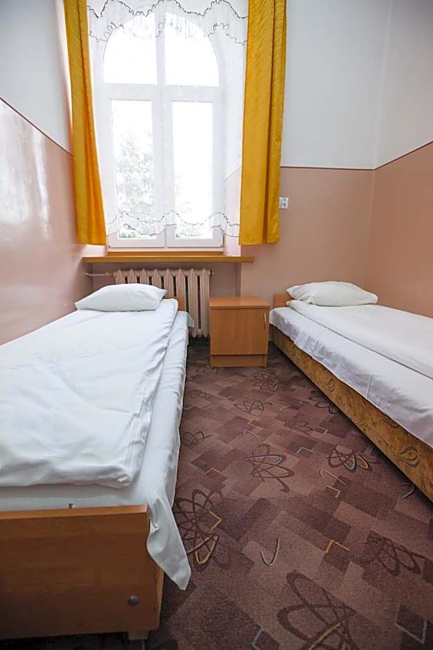 Schronisko Młodzieżowe PTSM Matecznik
