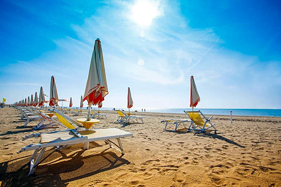 Lovely flat close to the beach-Beahost
