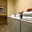Country Inn & Suites by Radisson, San Jose International Airport, CA