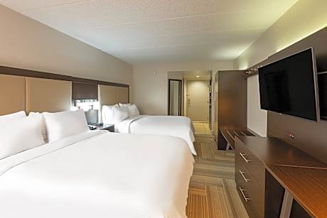 2 Double Beds Standard