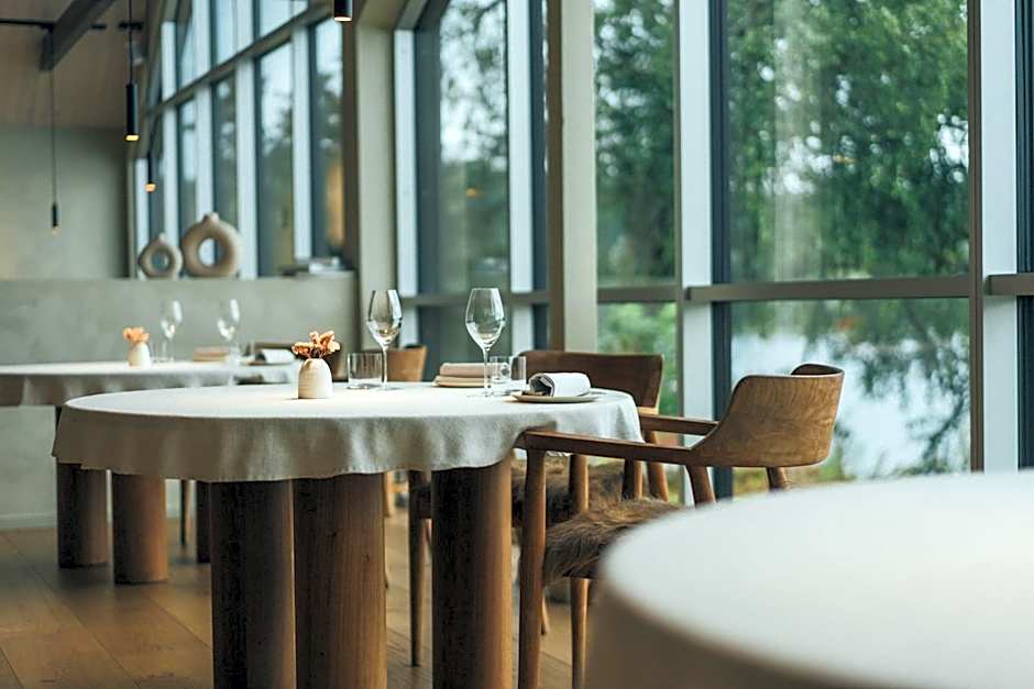 Hällsnäs Hotell & Restaurang