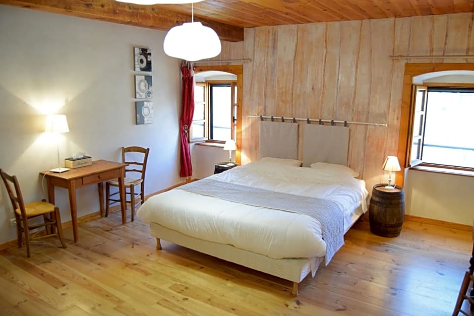 Le Moulin du Bateau - Maison d'hôtes