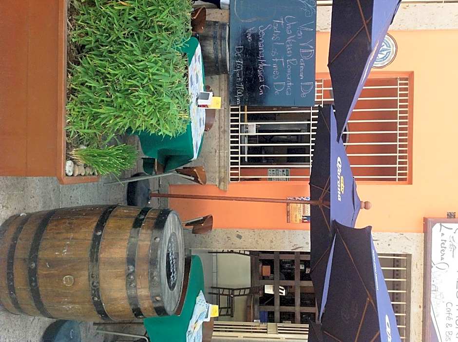 Plaza Jardin