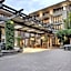 Bellevue Club Hotel