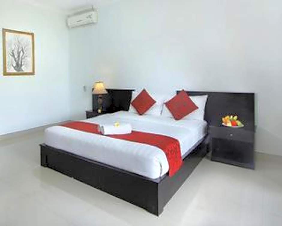 Tom's Inn Pecatu