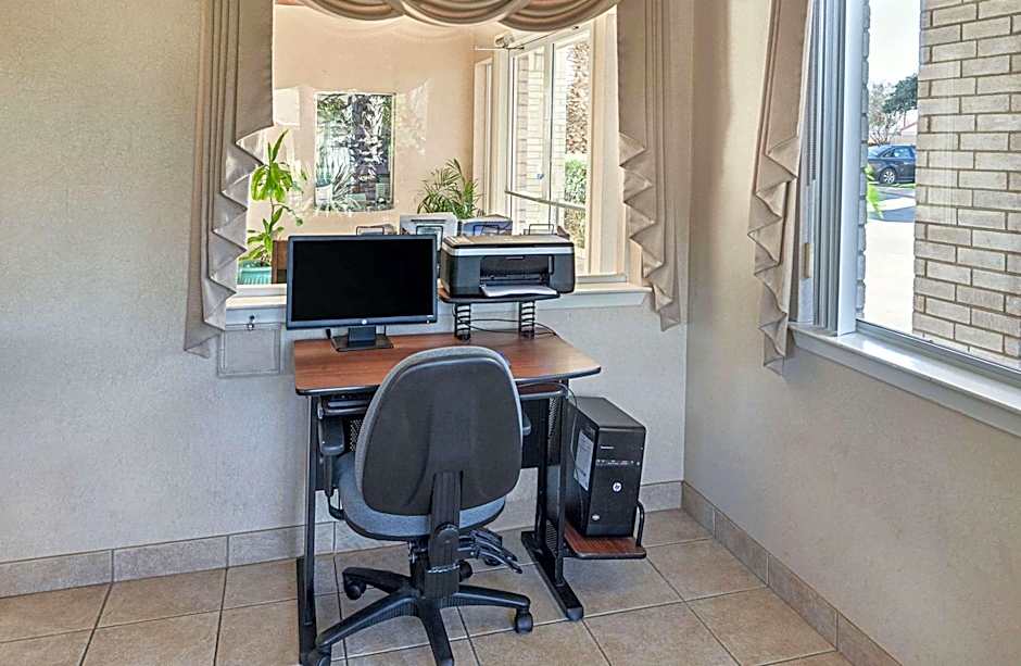 Econo Lodge San Antonio South