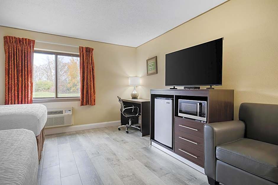 SureStay by Best Western Massena