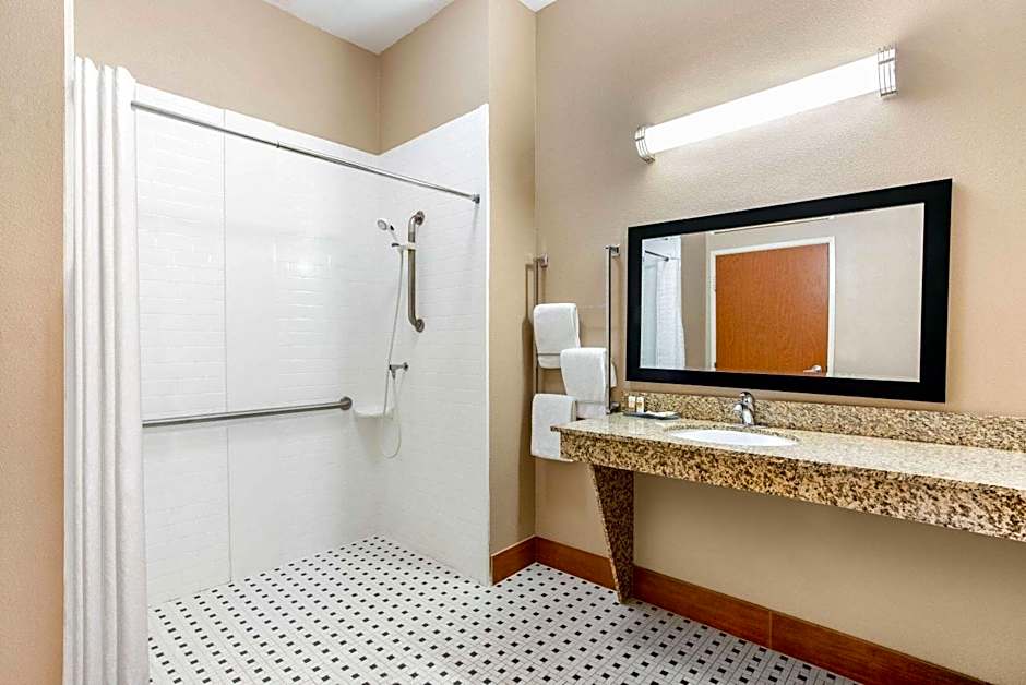 La Quinta by Wyndham Indianapolis Airport Plainfield