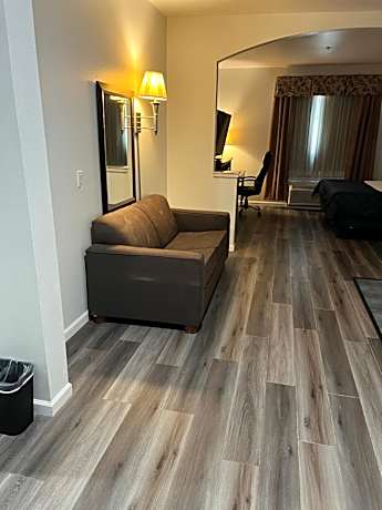 King Suite - Disability Access