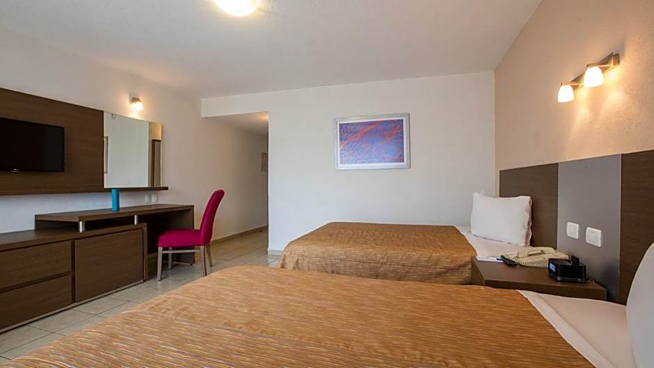 Crown Paradise Club Puerto Vallarta All Inclusive