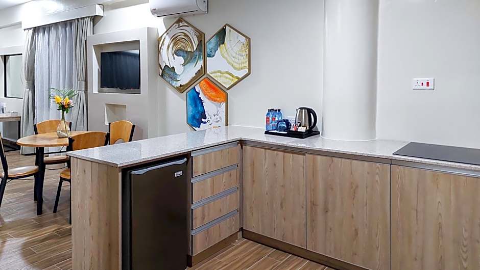 PrideInn Plaza Nairobi Airport