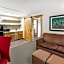 Travelodge by Wyndham Lovell/Bighorns