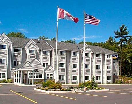 Parry Sound Inn & Suites
