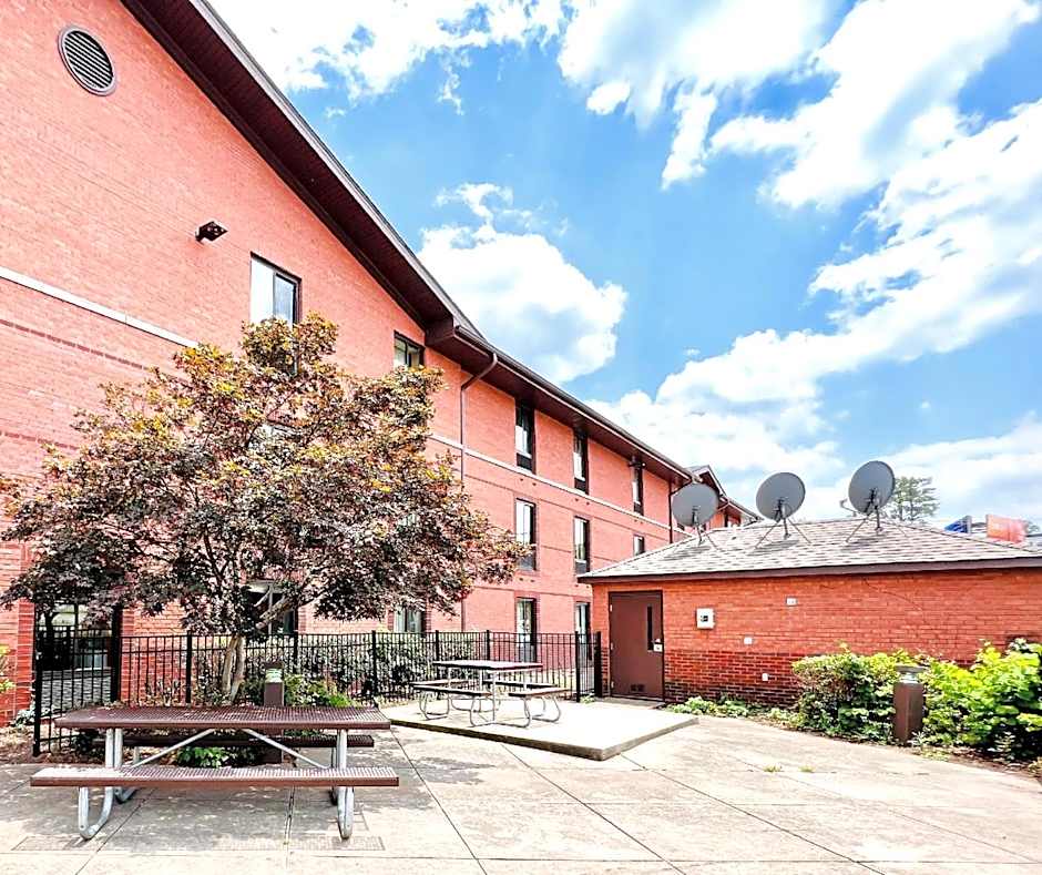 MainStay Suites Little Rock West Near Medical Centers