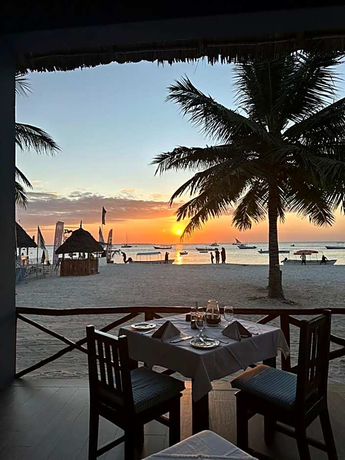 Sunset Kendwa Beach Hotel