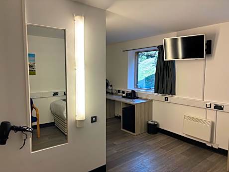 Twin Room - Disability Access