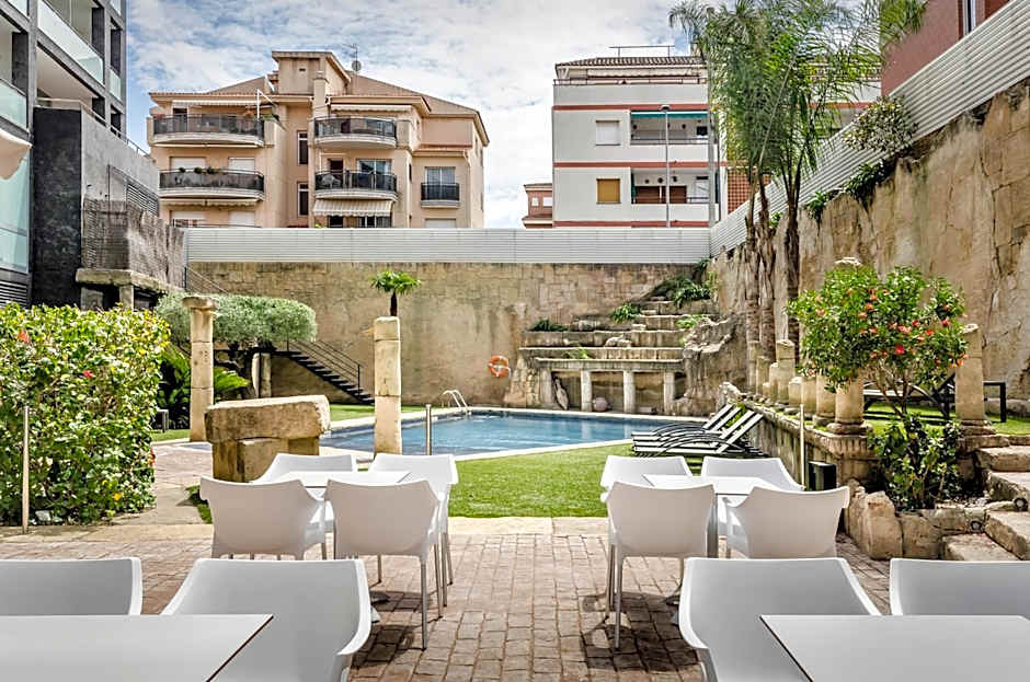 Exe Cunit Suites & Spa