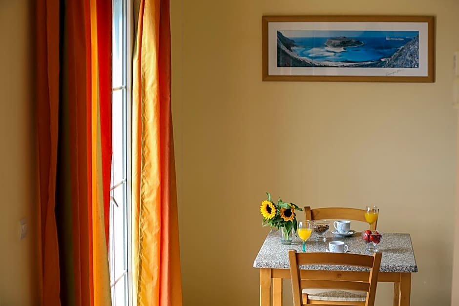 Garbis Villas & Apartments