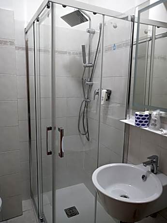 1 Double Bed or 2 Beds, Balcony