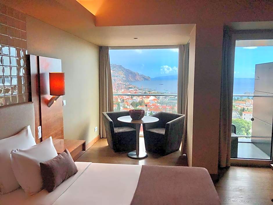 The Views Baia - Adults Only