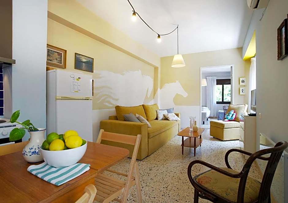 Live in Athens, PSYRRI Meet Me Here Apartments